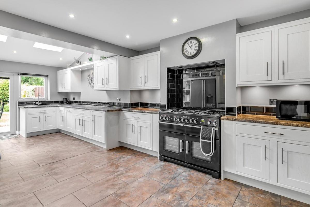 4Br Long Stays Free Parking High Speed Wi-Fi Horsford Exterior photo