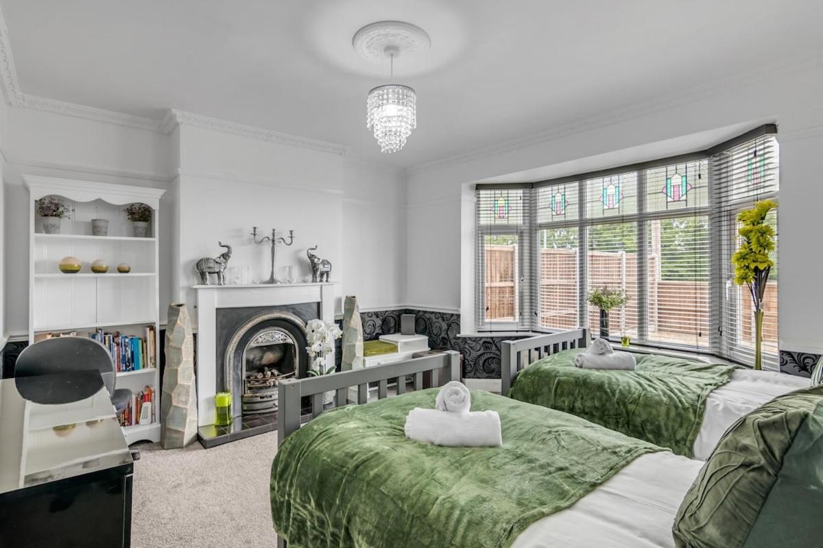 4Br Long Stays Free Parking High Speed Wi-Fi Horsford Exterior photo